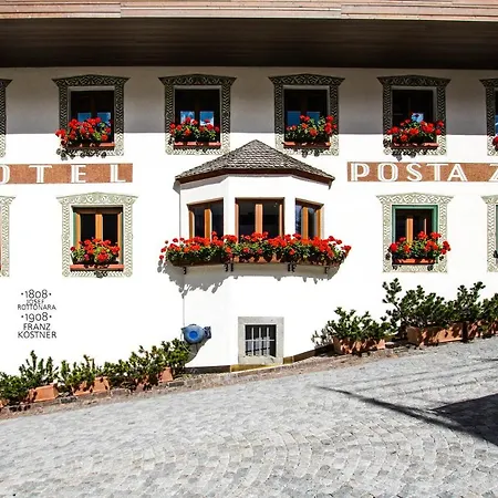 Hotel Posta Zirm