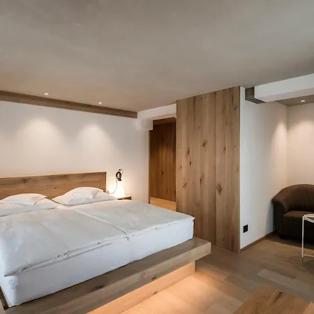 Posta Zirm Hotel